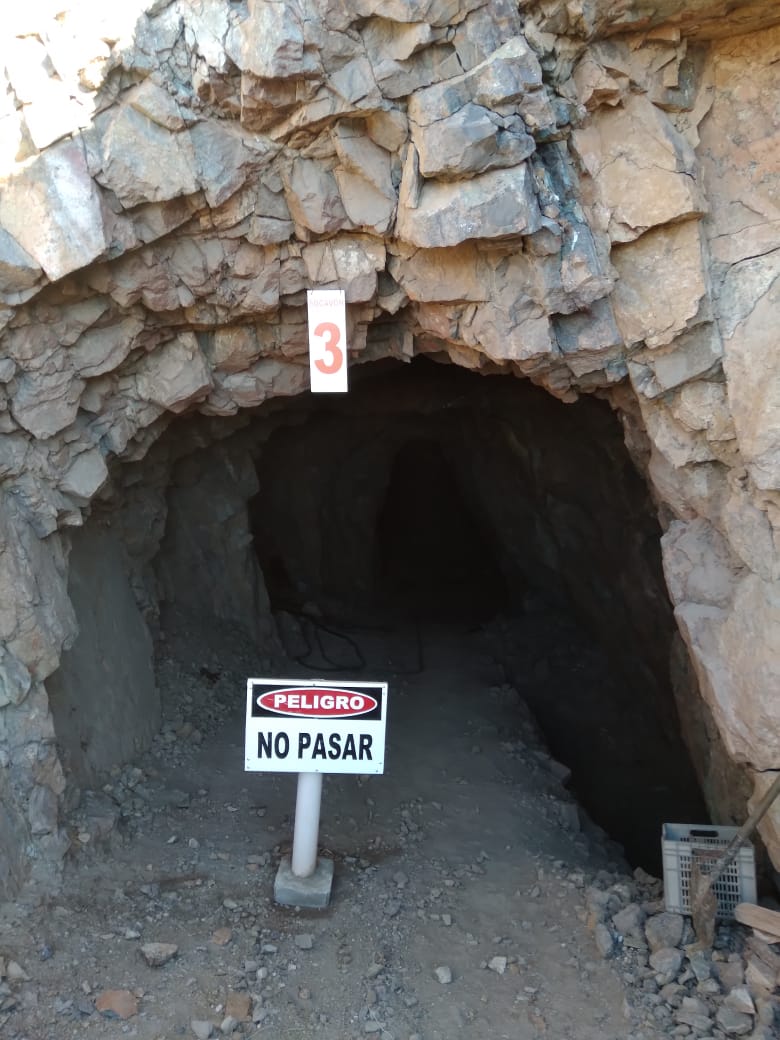 MINA LA PROBLEMA  DEL 1 AL 10.-